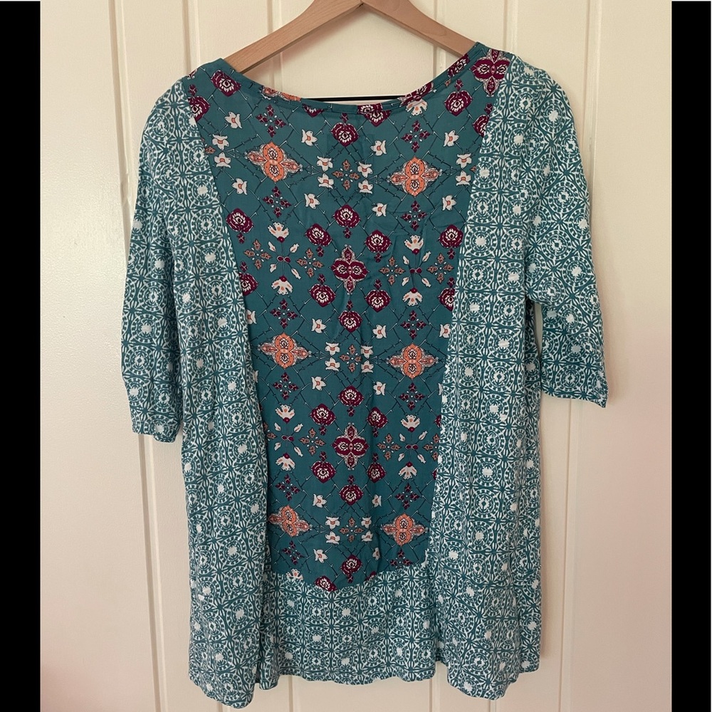 Boho Floral Teal V-Neck Blouse with Embroidered Trim - Picture 4 of 4